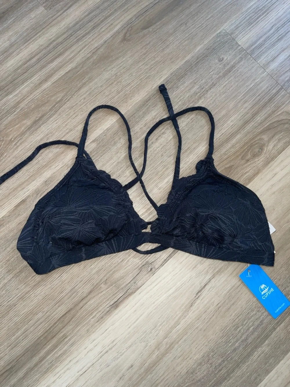 Cupshe Navy Floral Lace Triangle Bralette - Picture 5 of 7